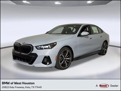 2027 BMW 550e xDrive Sedan