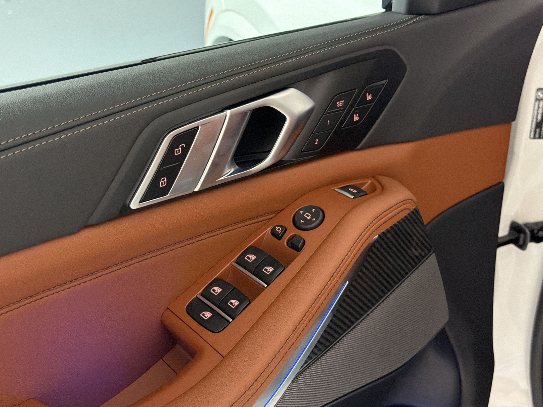 2026 BMW X5 M60i - Photo 26