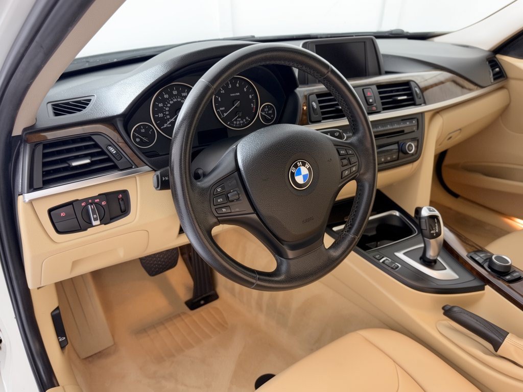 Used 2013 BMW 320i Sedan
