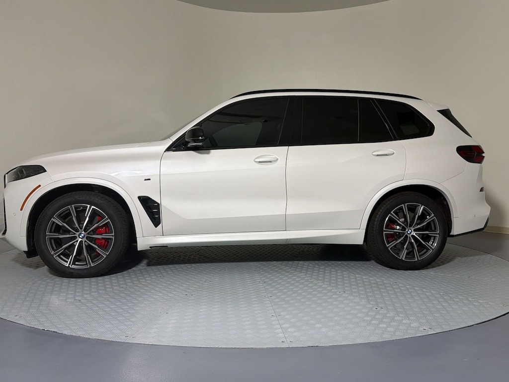 New 2026 BMW X5 M60i SUV