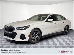 2027 BMW 550e xDrive Sedan