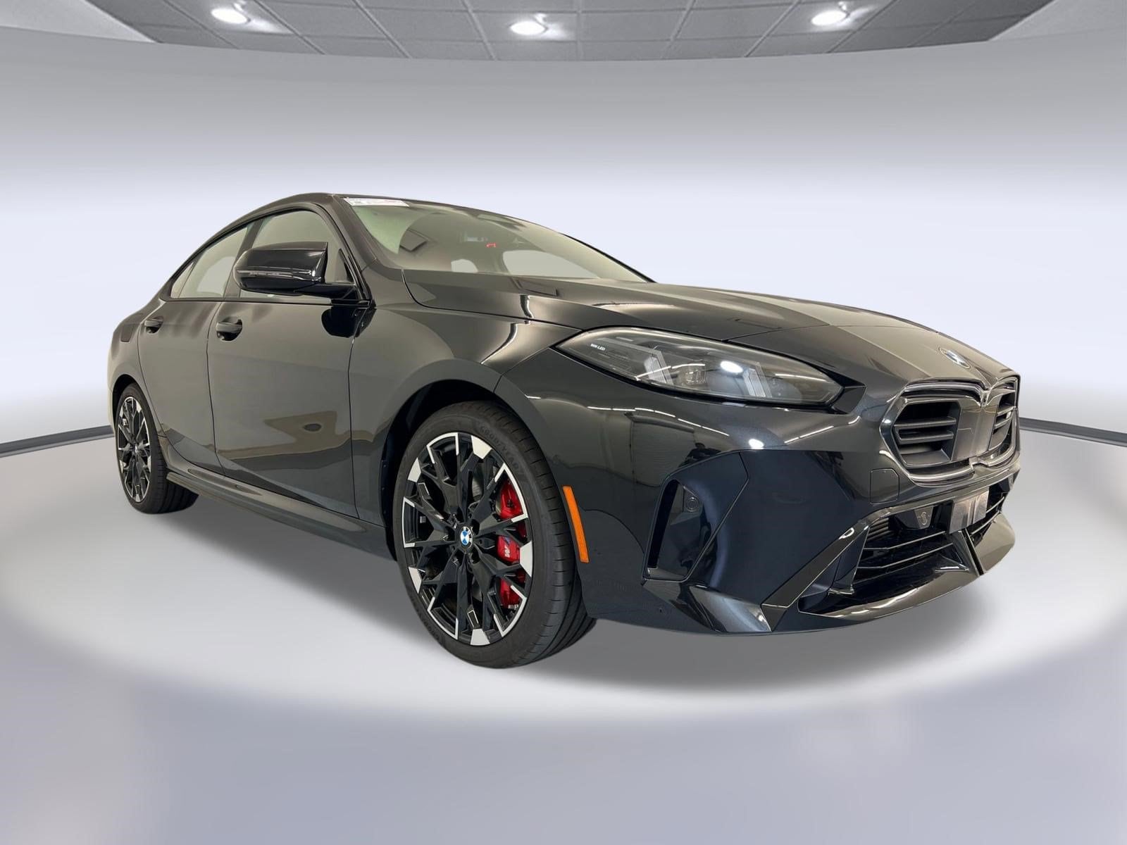 2026 BMW 2 Series M235 - Photo 6