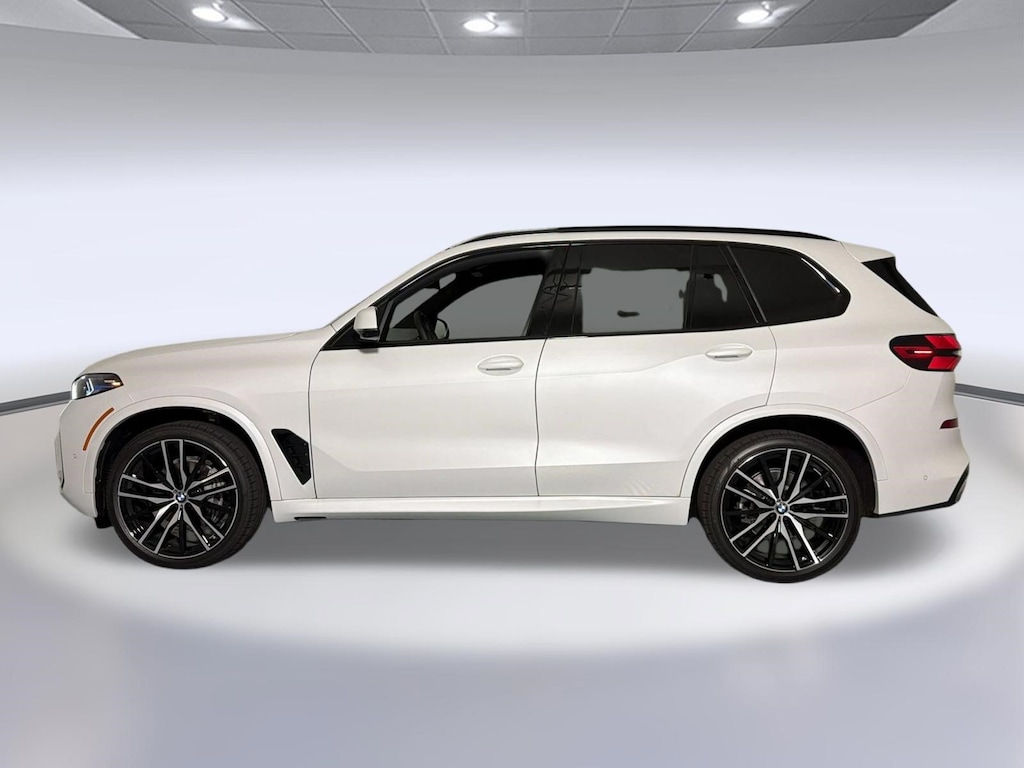 New 2026 BMW X5 sDrive40i SUV