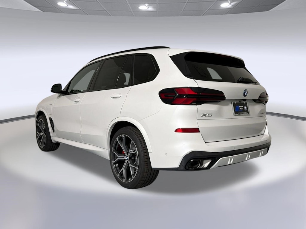 New 2026 BMW X5 PHEV xDrive50e SUV