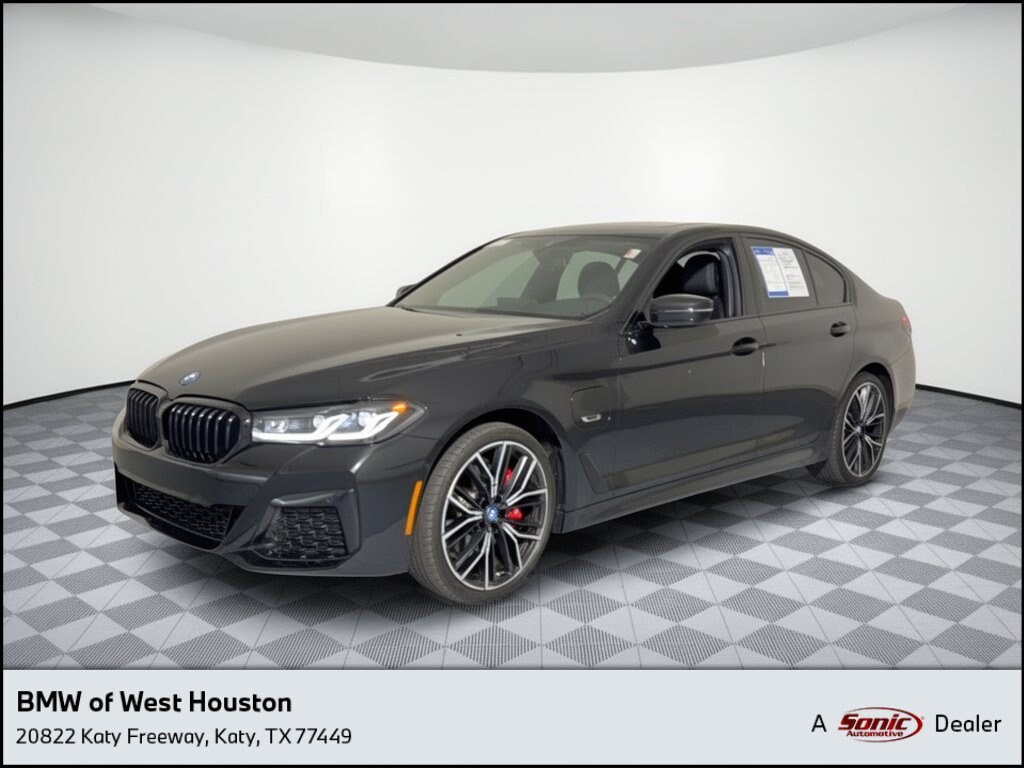 Certified 2023 BMW 530e Sedan