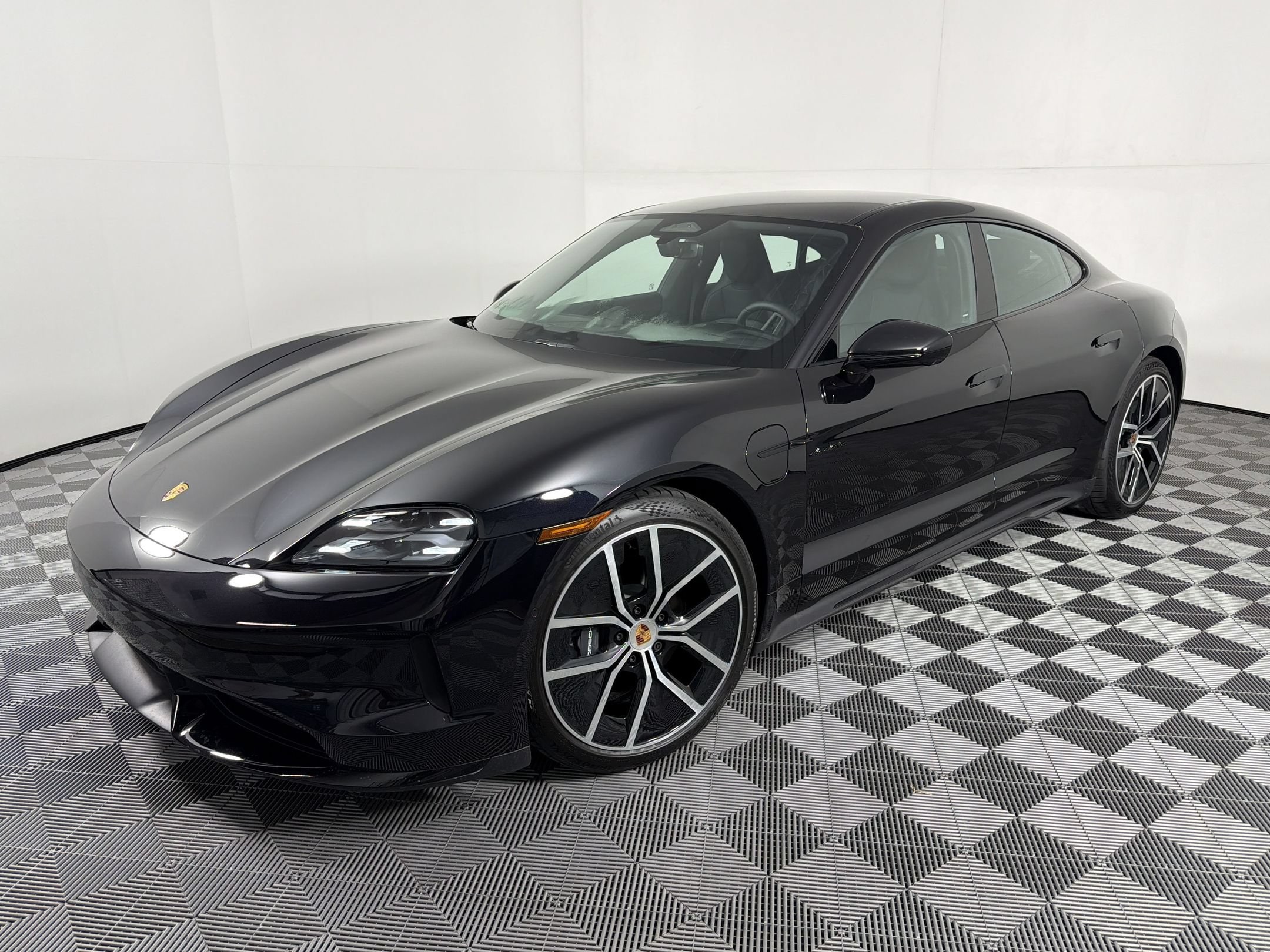 2026 Porsche Taycan 4 Black Edition Sedan
