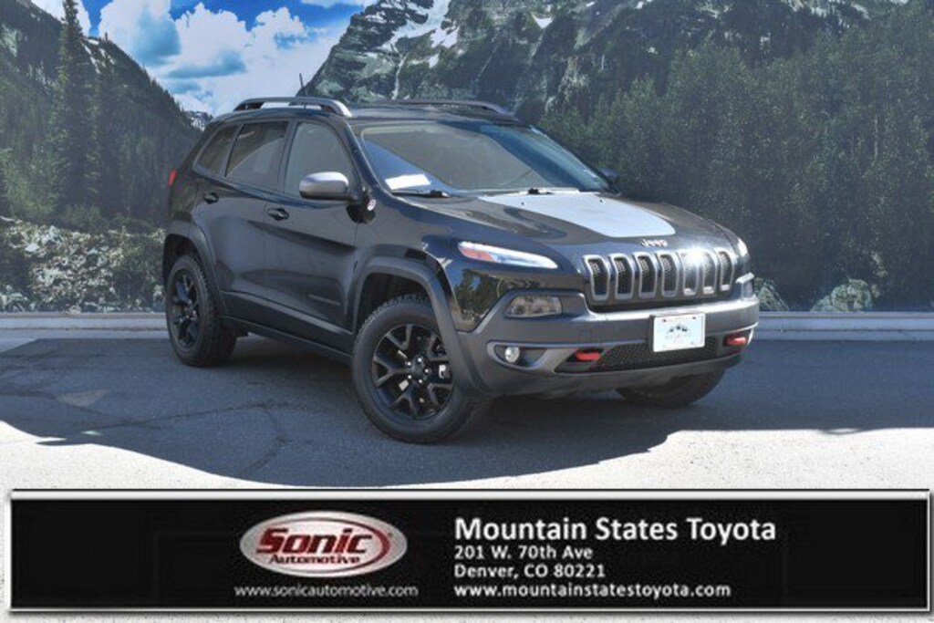 Used 2017 Jeep Cherokee Trailhawk 4x4 SUV