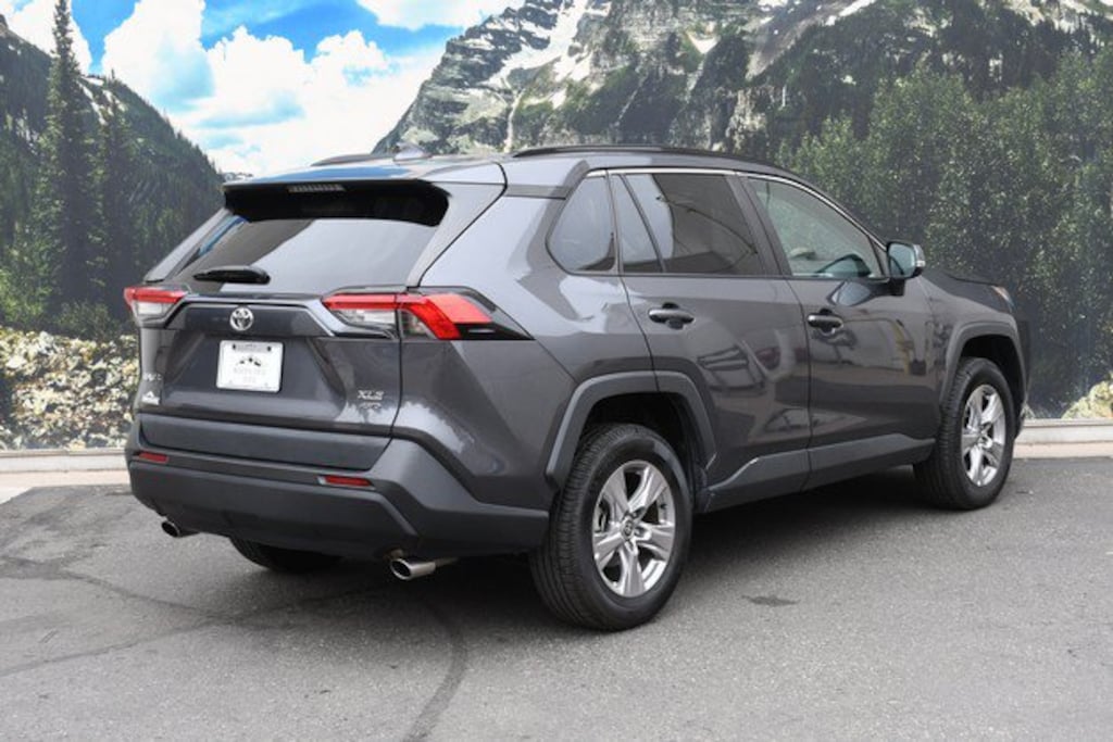 Used 2023 Toyota RAV4 XLE SUV