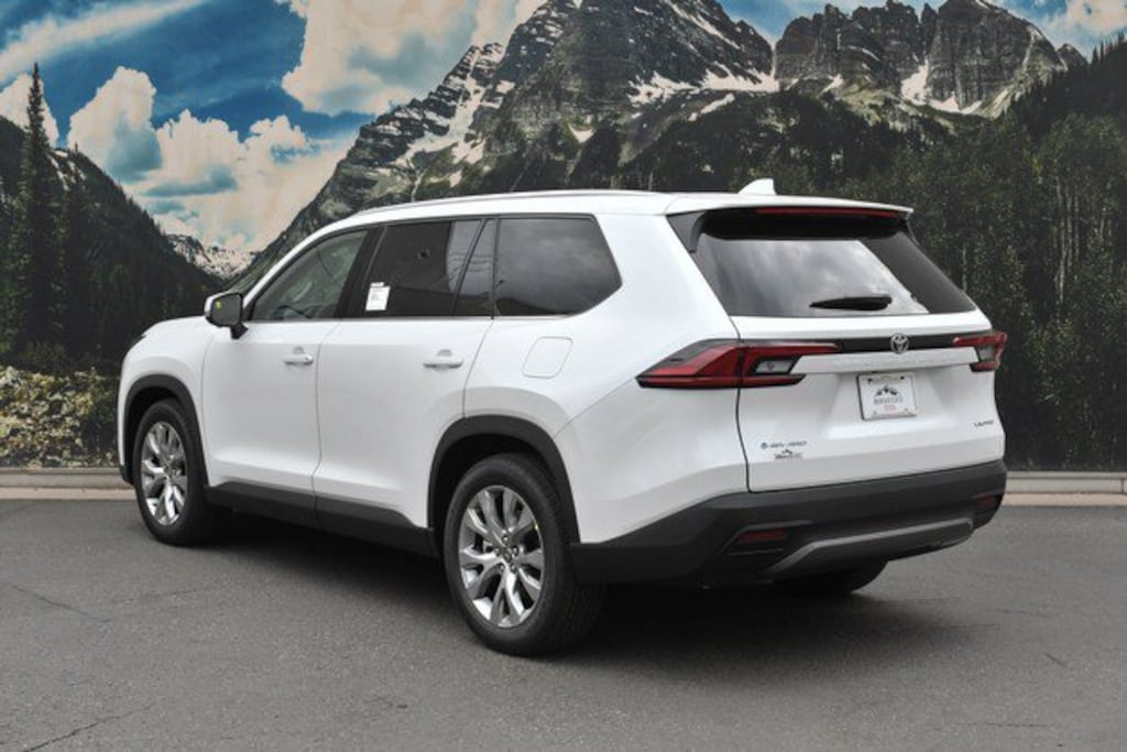 New 2026 Toyota Grand Highlander Hybrid Limited SUV