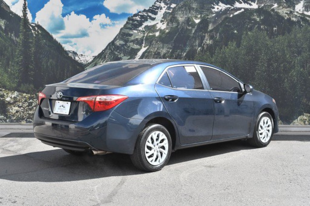 Used 2017 Toyota Corolla LE Sedan