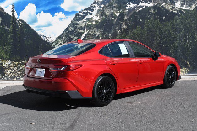 Certified 2025 Toyota Camry SE Sedan