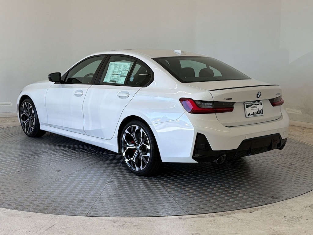 New 2026 BMW 330i xDrive Sedan