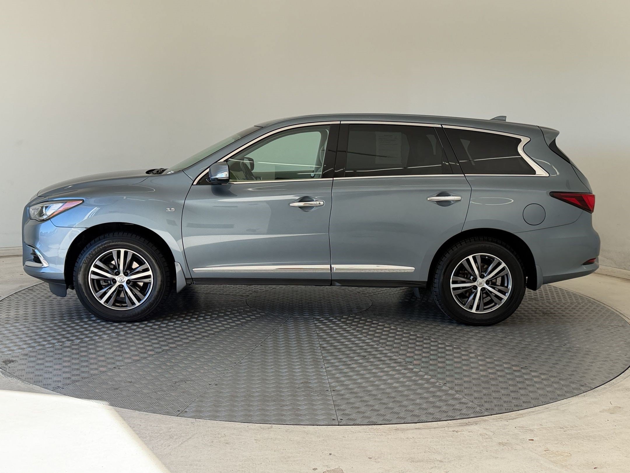 Used 2017 INFINITI QX60 QX60 (AWD) SUV