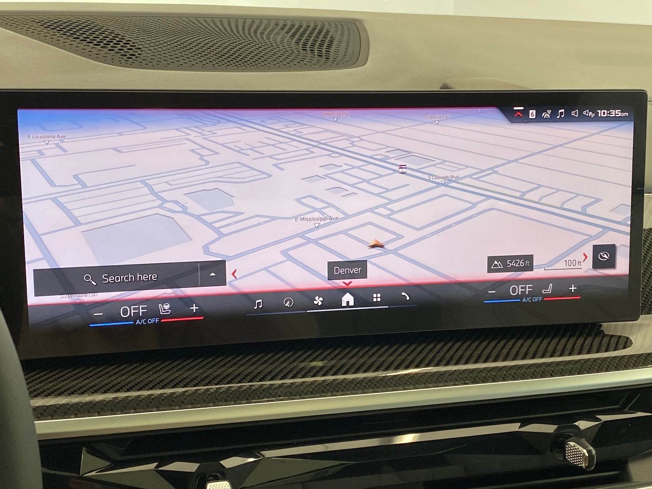 2026 BMW X5 M60i - Photo 28