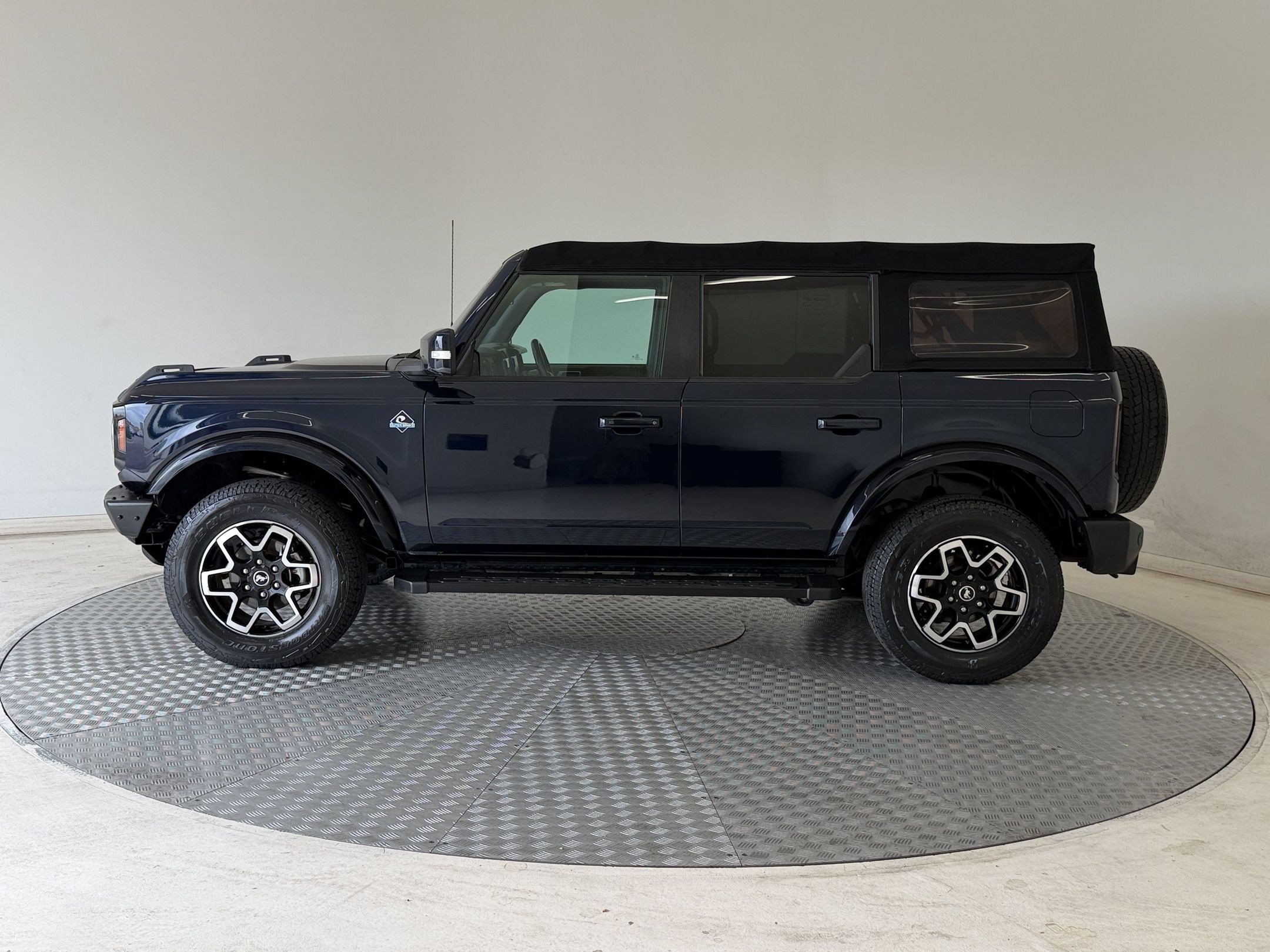 Used 2021 Ford Bronco Outer Banks SUV