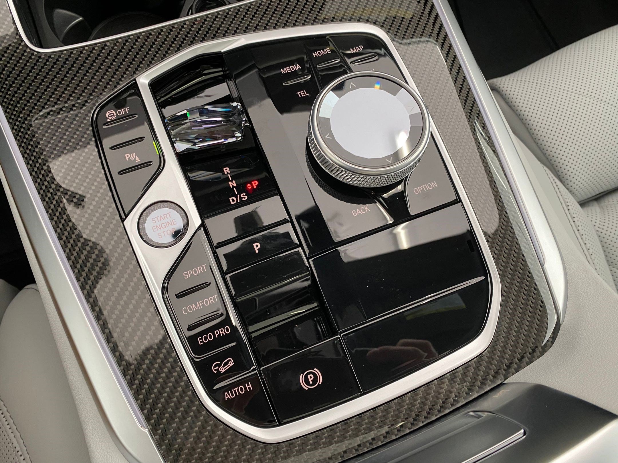2026 BMW X5 M60i - Photo 19
