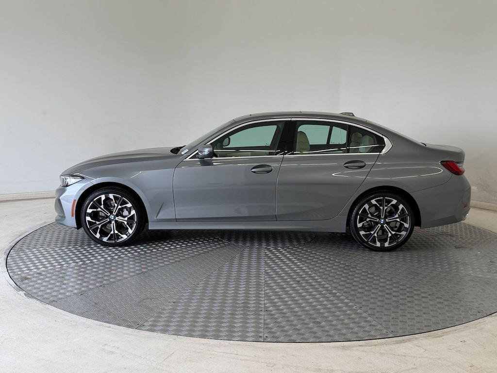 New 2026 BMW 330i xDrive Sedan