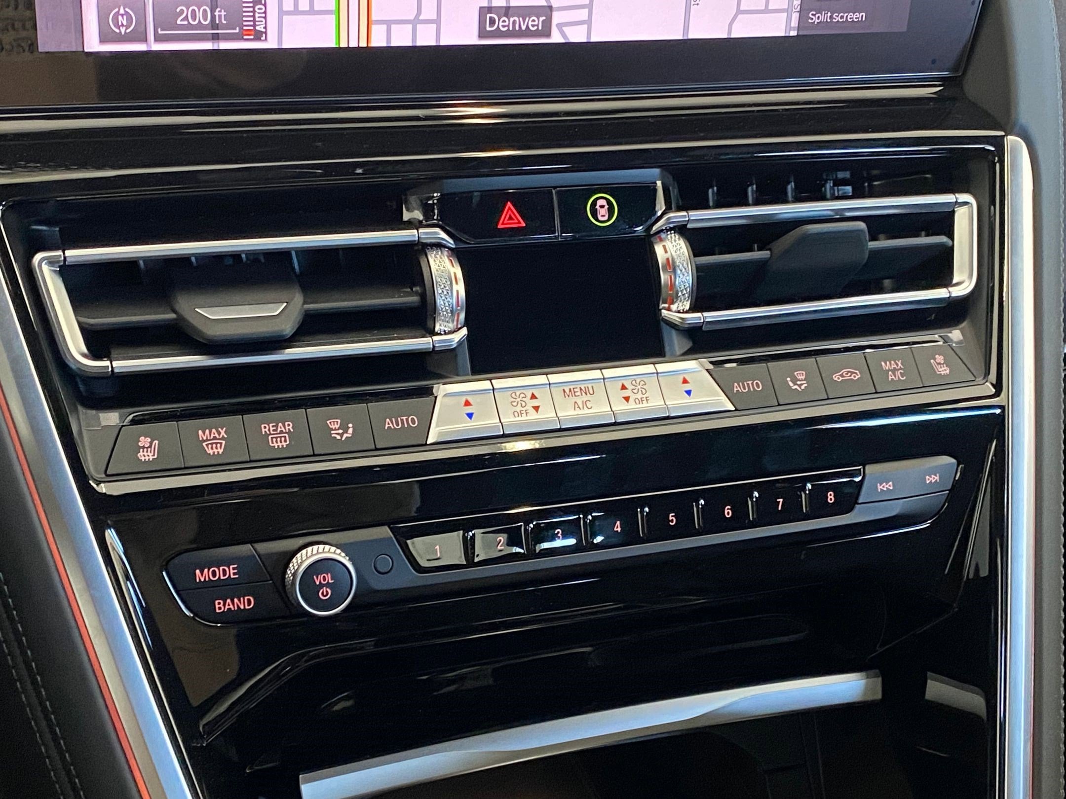 2026 BMW 8 Series M850i - Photo 26