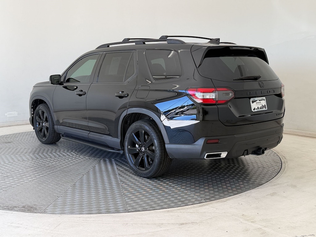 Used 2025 Honda Pilot Black Edition SUV