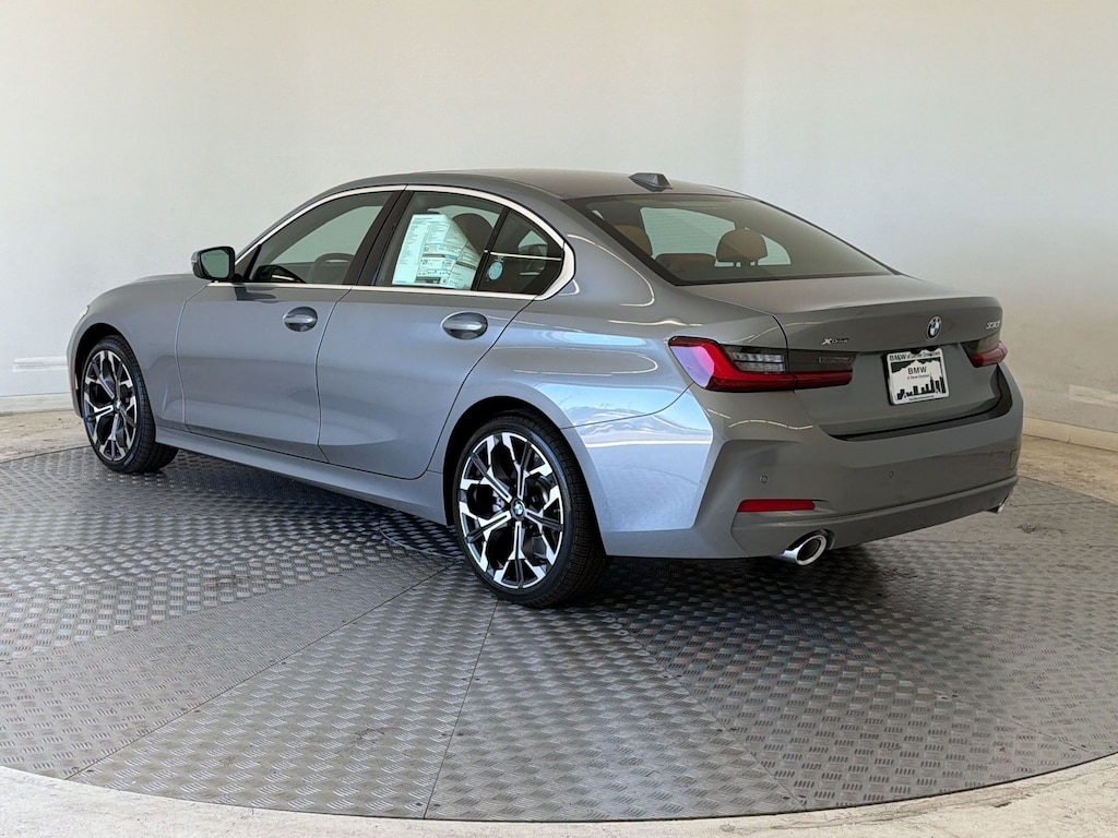 New 2026 BMW 330i xDrive Sedan