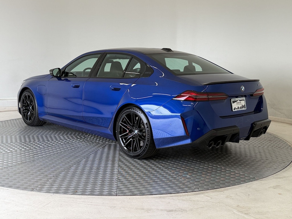 New 2027 BMW M5 Sedan