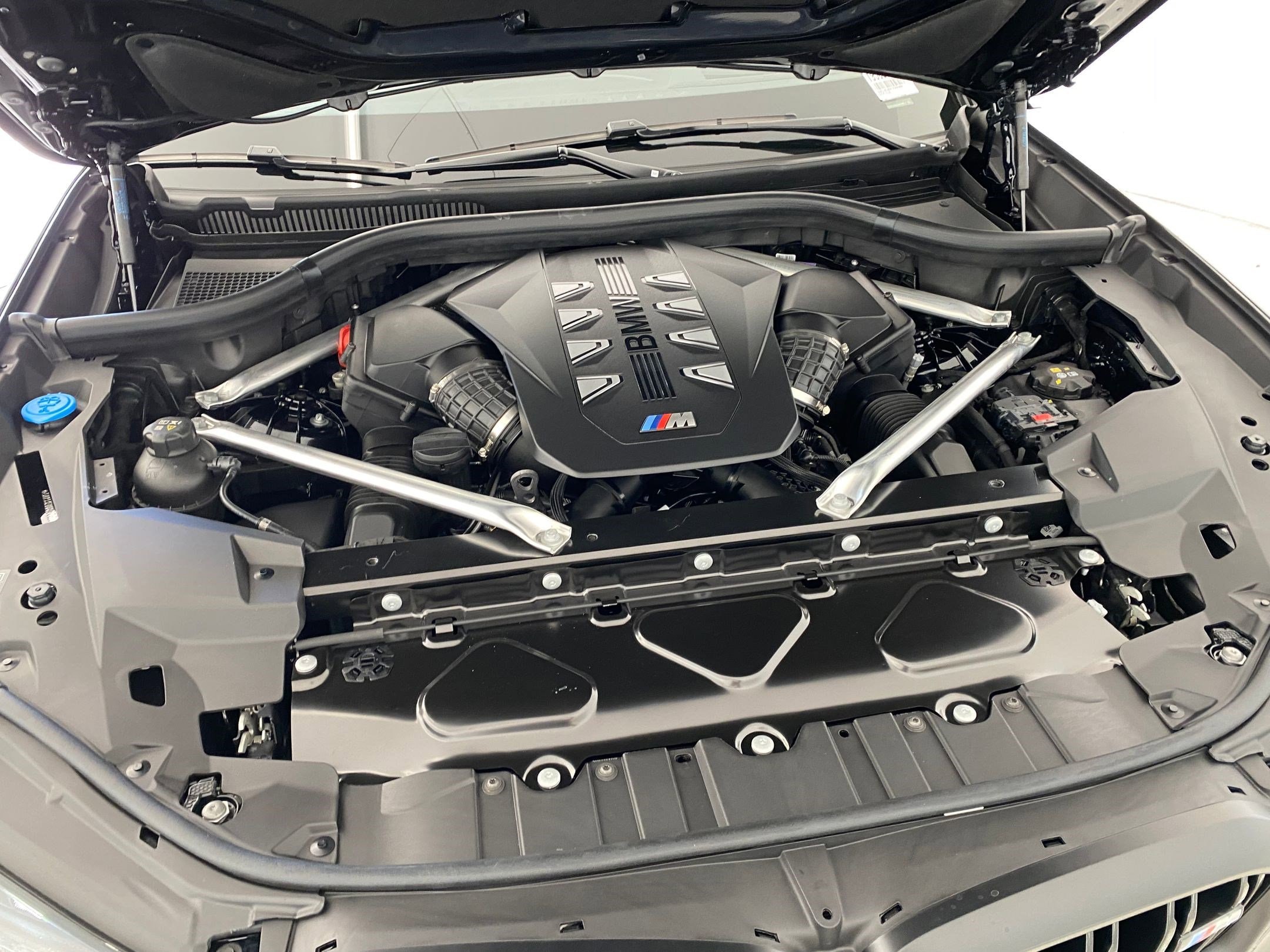 2026 BMW X5 M60i - Photo 33