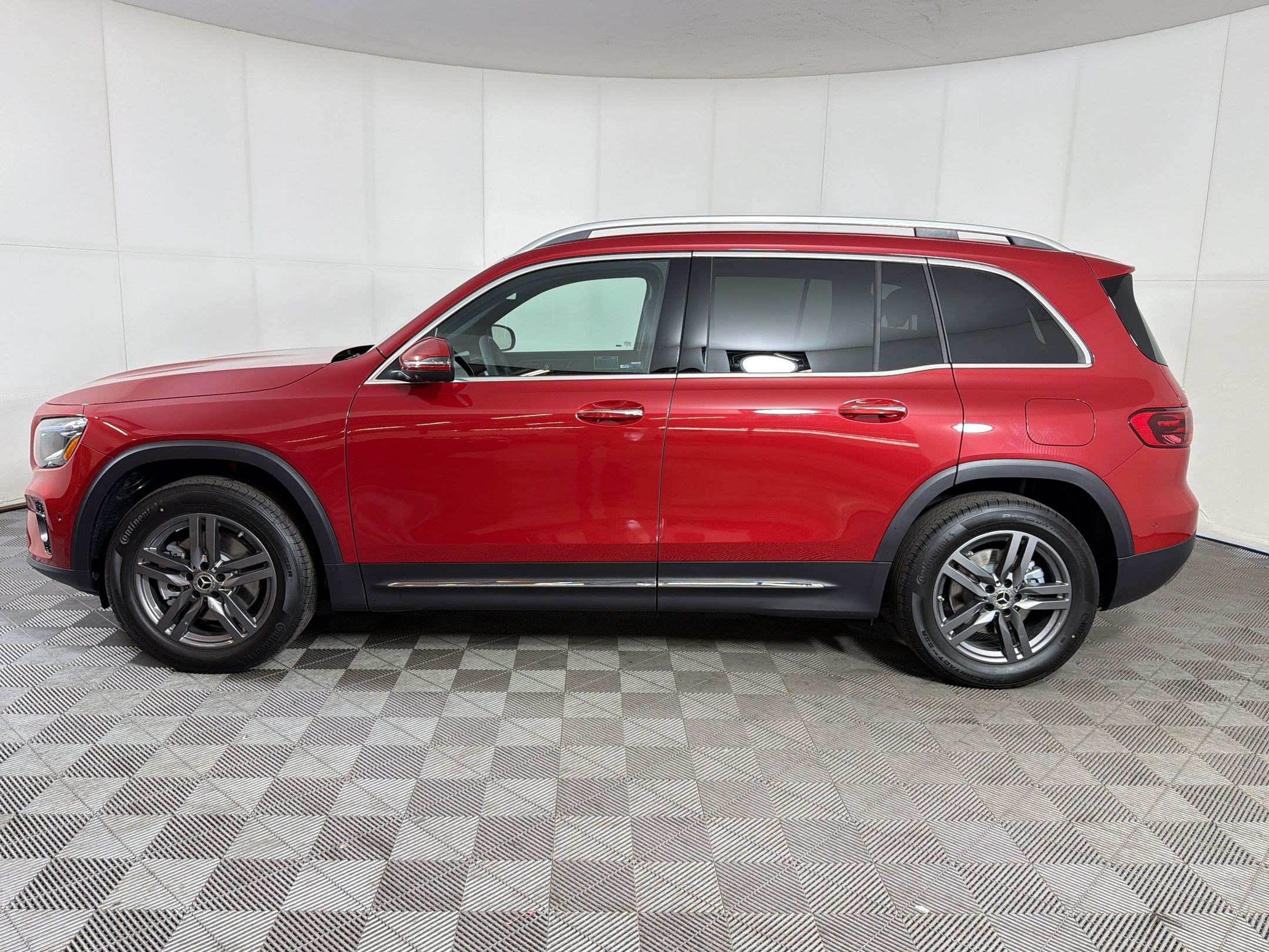 New 2026 Mercedes-Benz GLB 250 4MATIC SUV