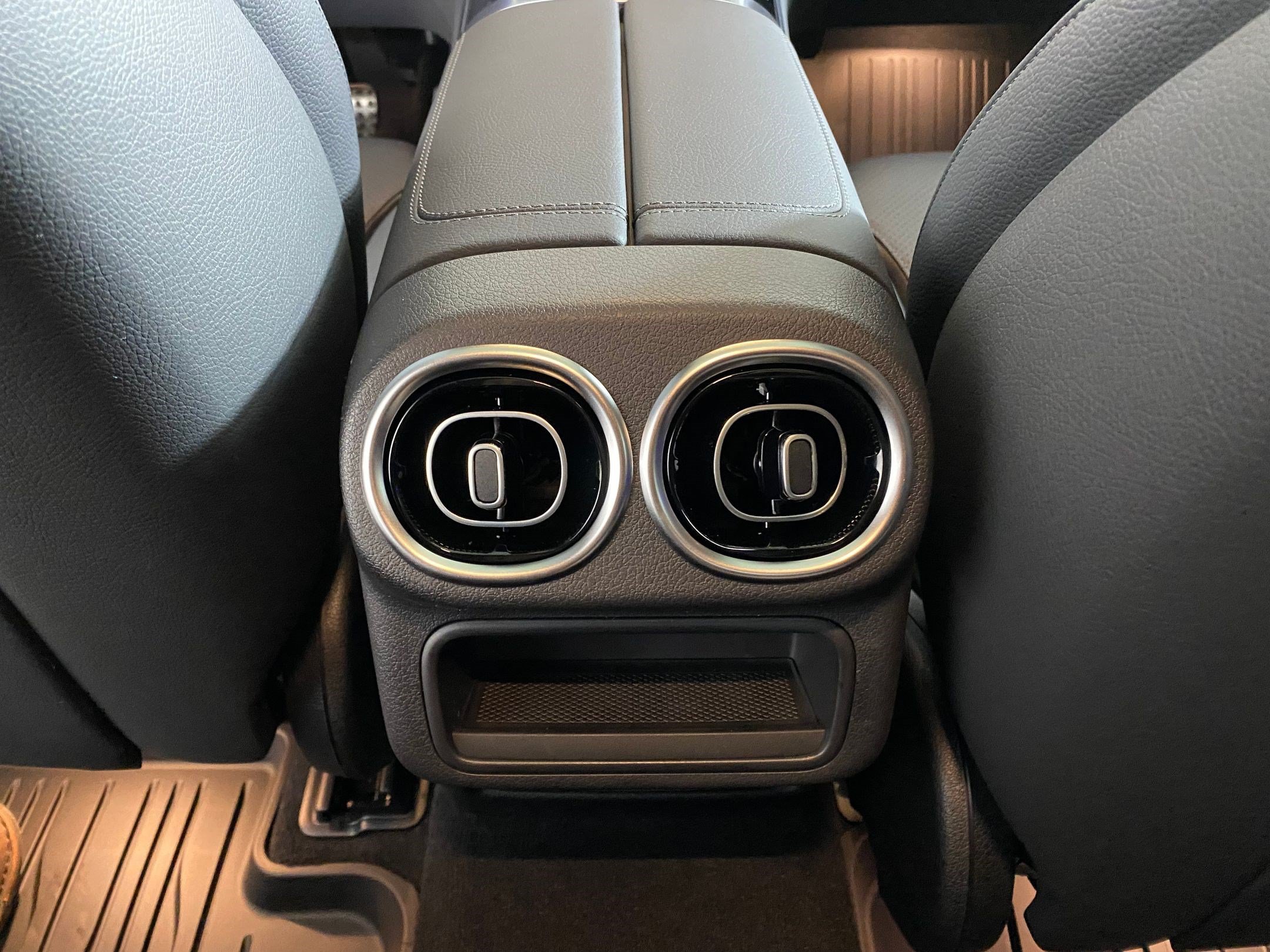2026 Mercedes-Benz GLC Coupe GLC 300 - Photo 28
