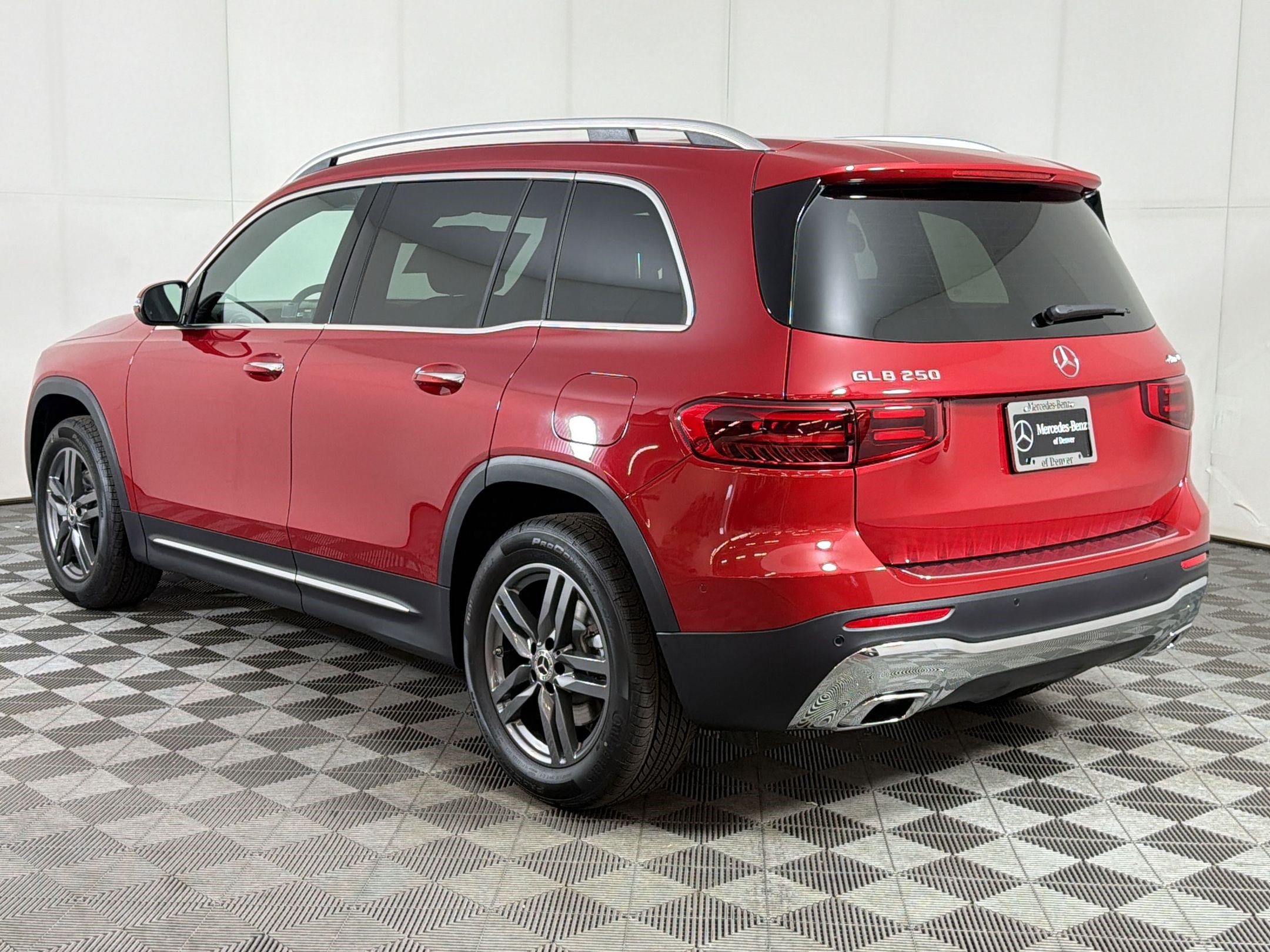 New 2026 Mercedes-Benz GLB 250 4MATIC SUV