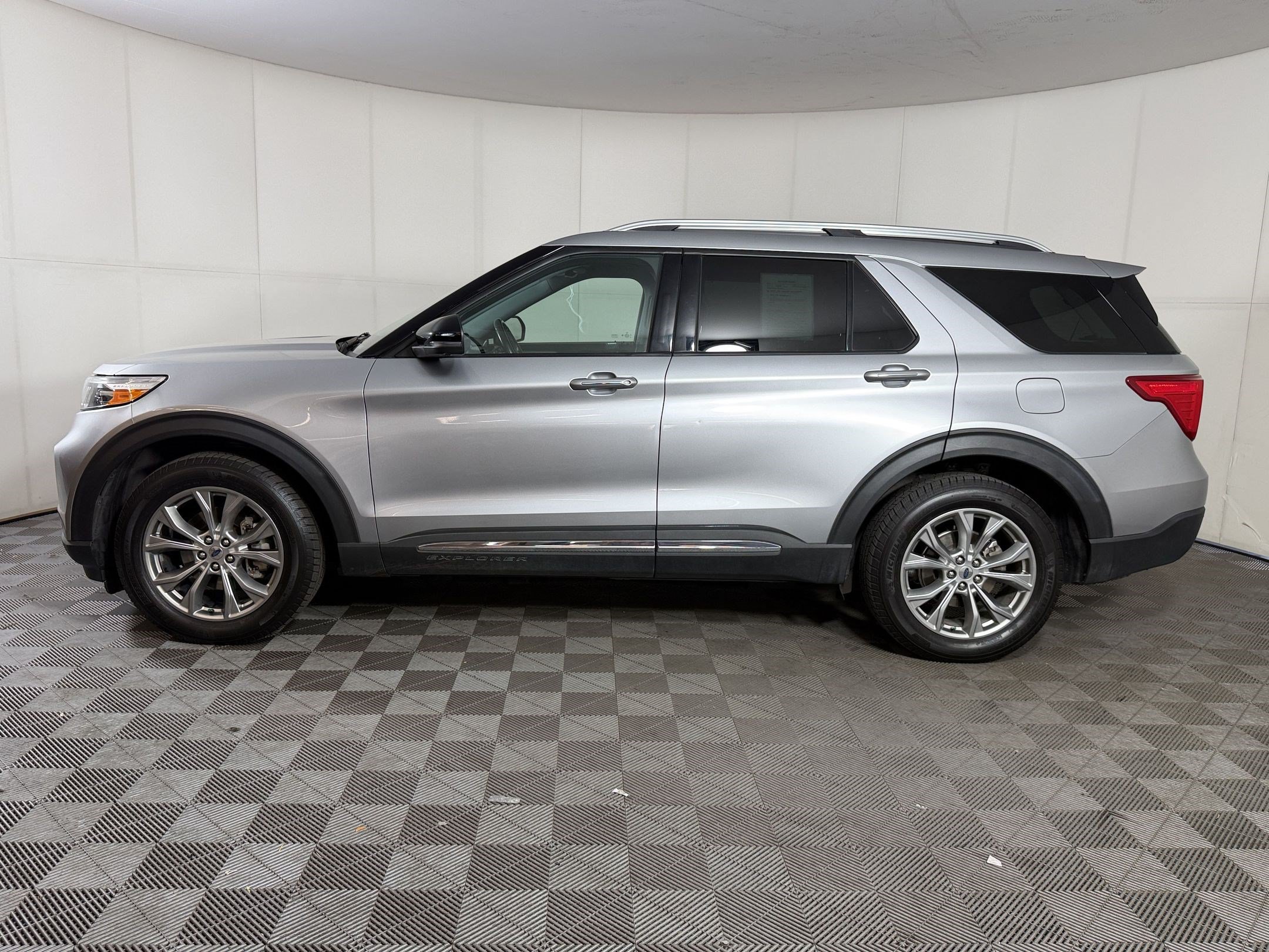 Used 2021 Ford Explorer Limited Sport Utility