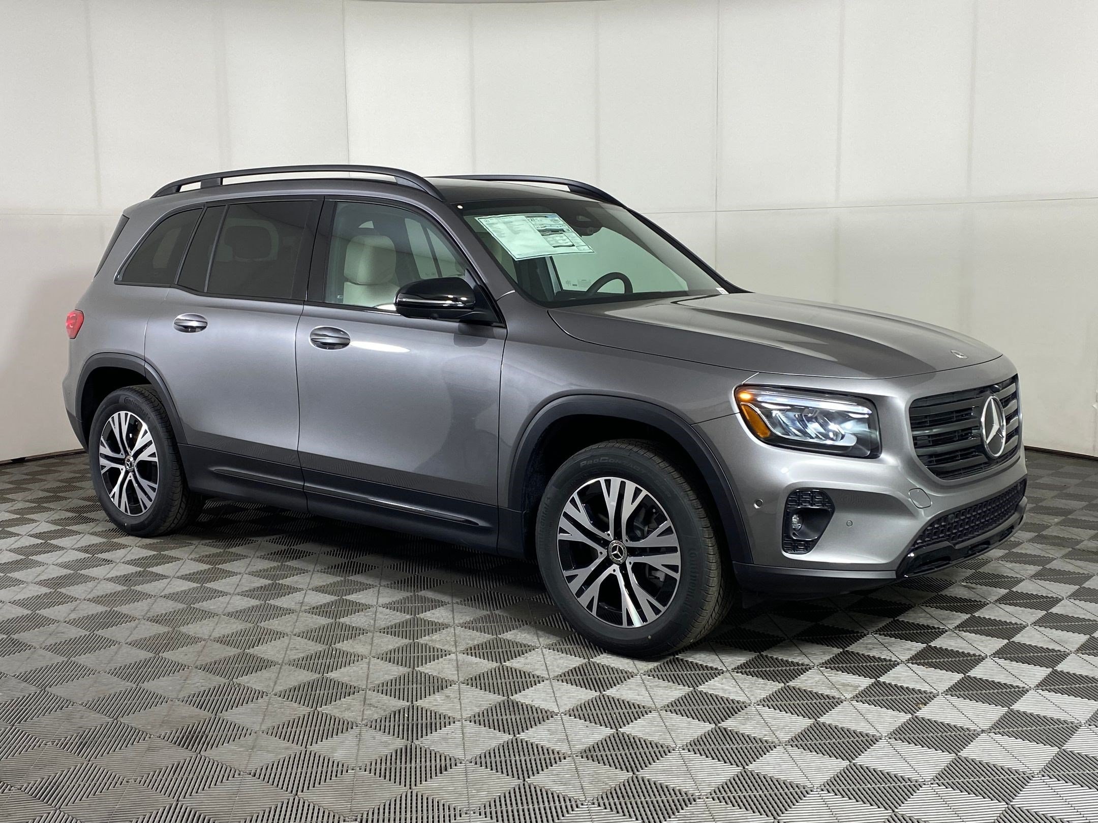 2026 Mercedes-Benz GLB GLB 250 - Photo 7