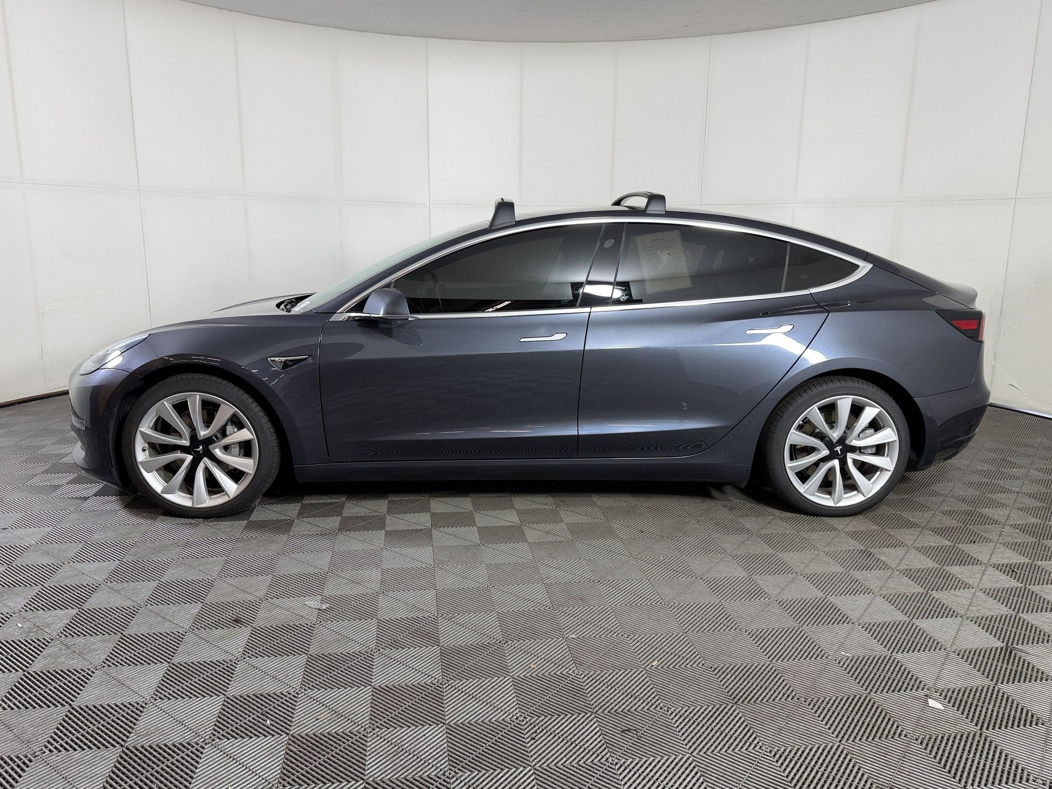 Used 2018 Tesla Model 3 Long Range Dual Motor with VIN 5YJ3E1EB1JF132671 for sale in Denver, CO
