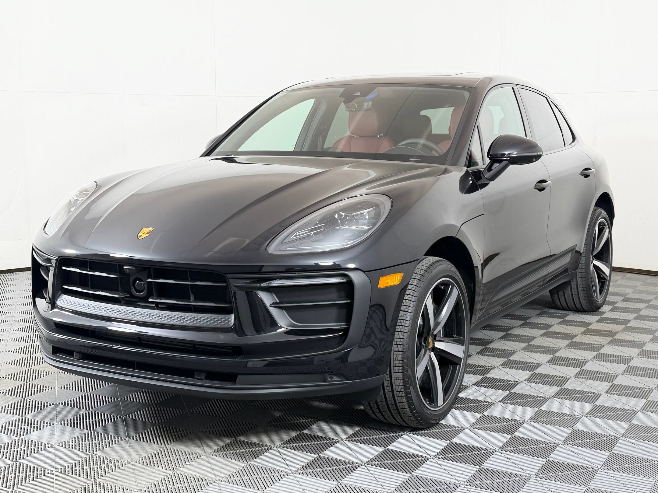 2026 Porsche Macan SUV