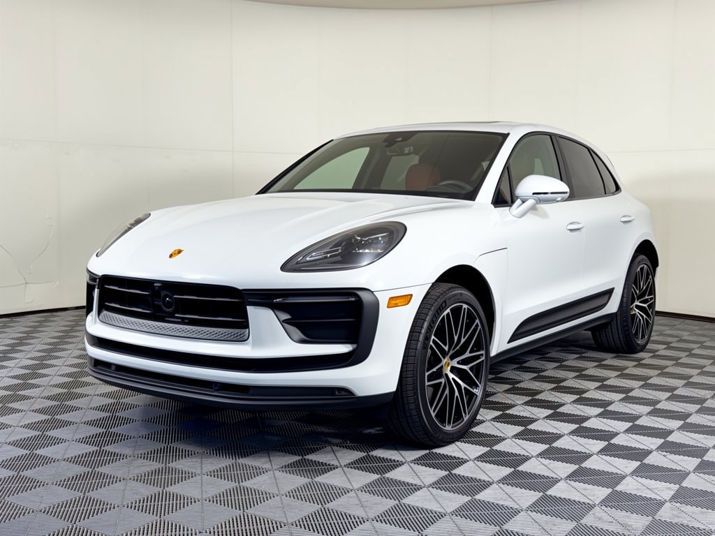 2026 Porsche Macan Macan () SUV