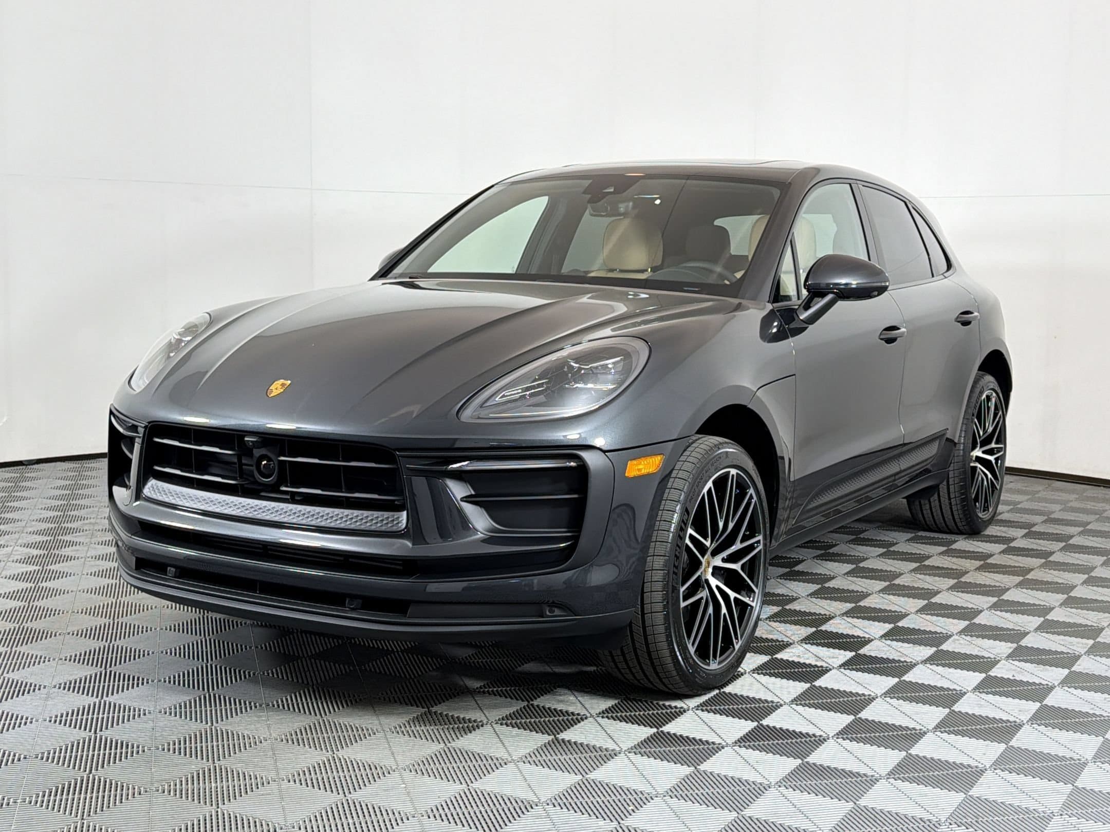 2026 Porsche Macan SUV