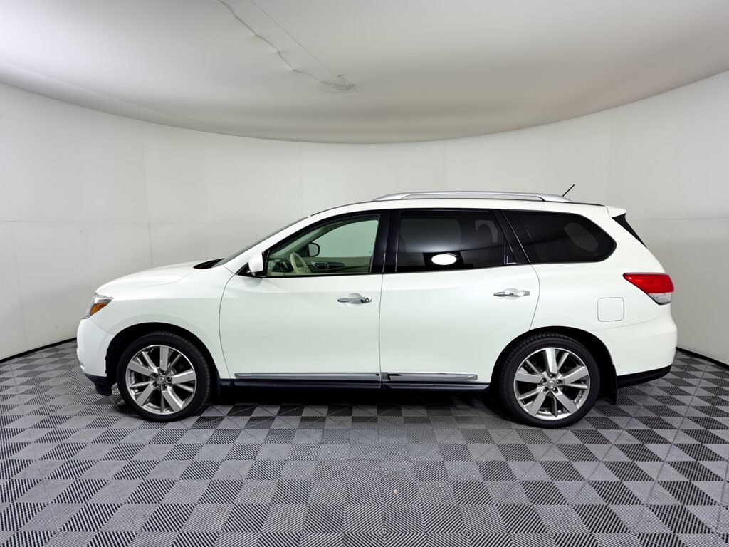 Used 2015 Nissan Pathfinder Platinum SUV