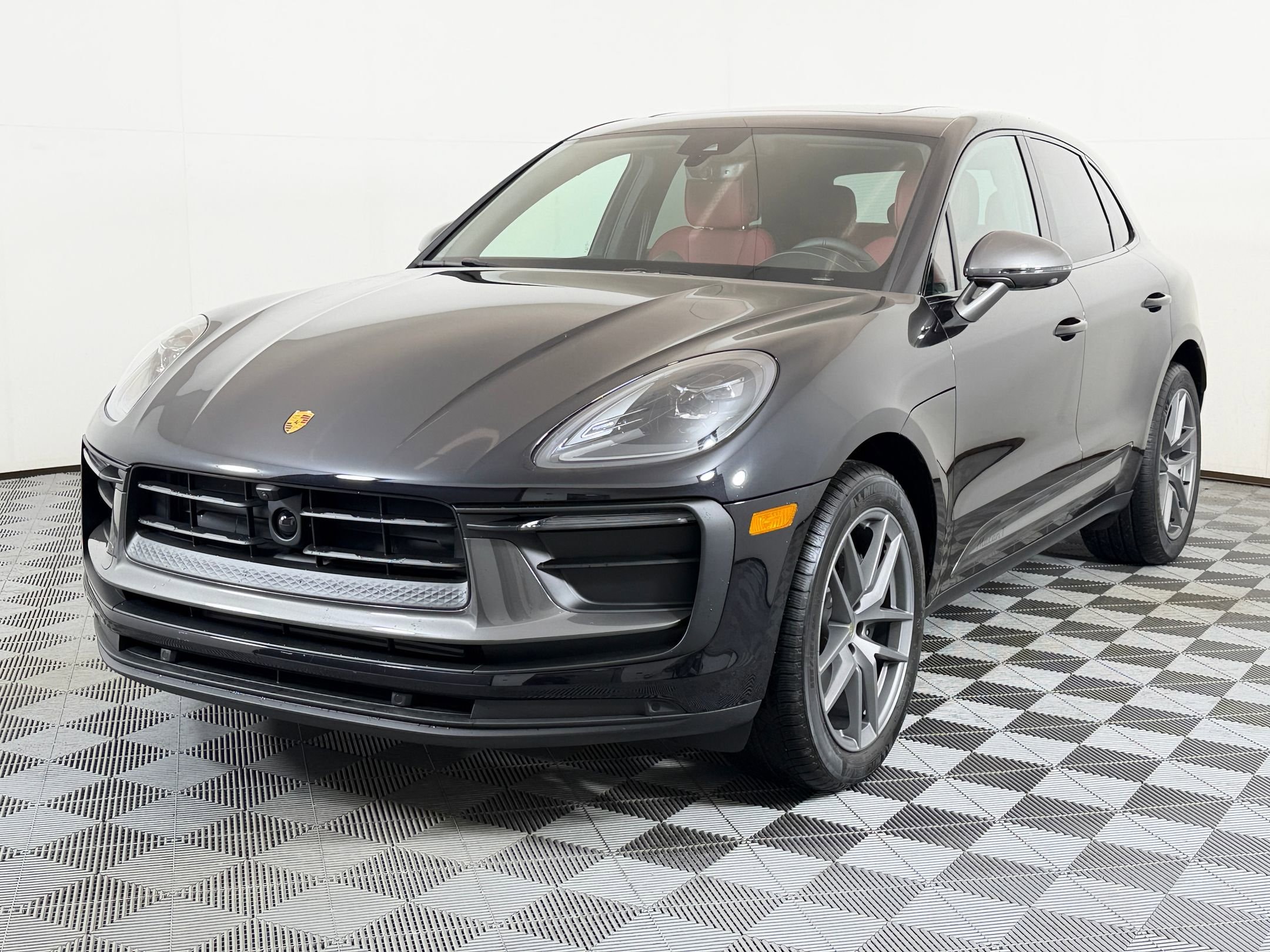 2026 Porsche Macan T SUV