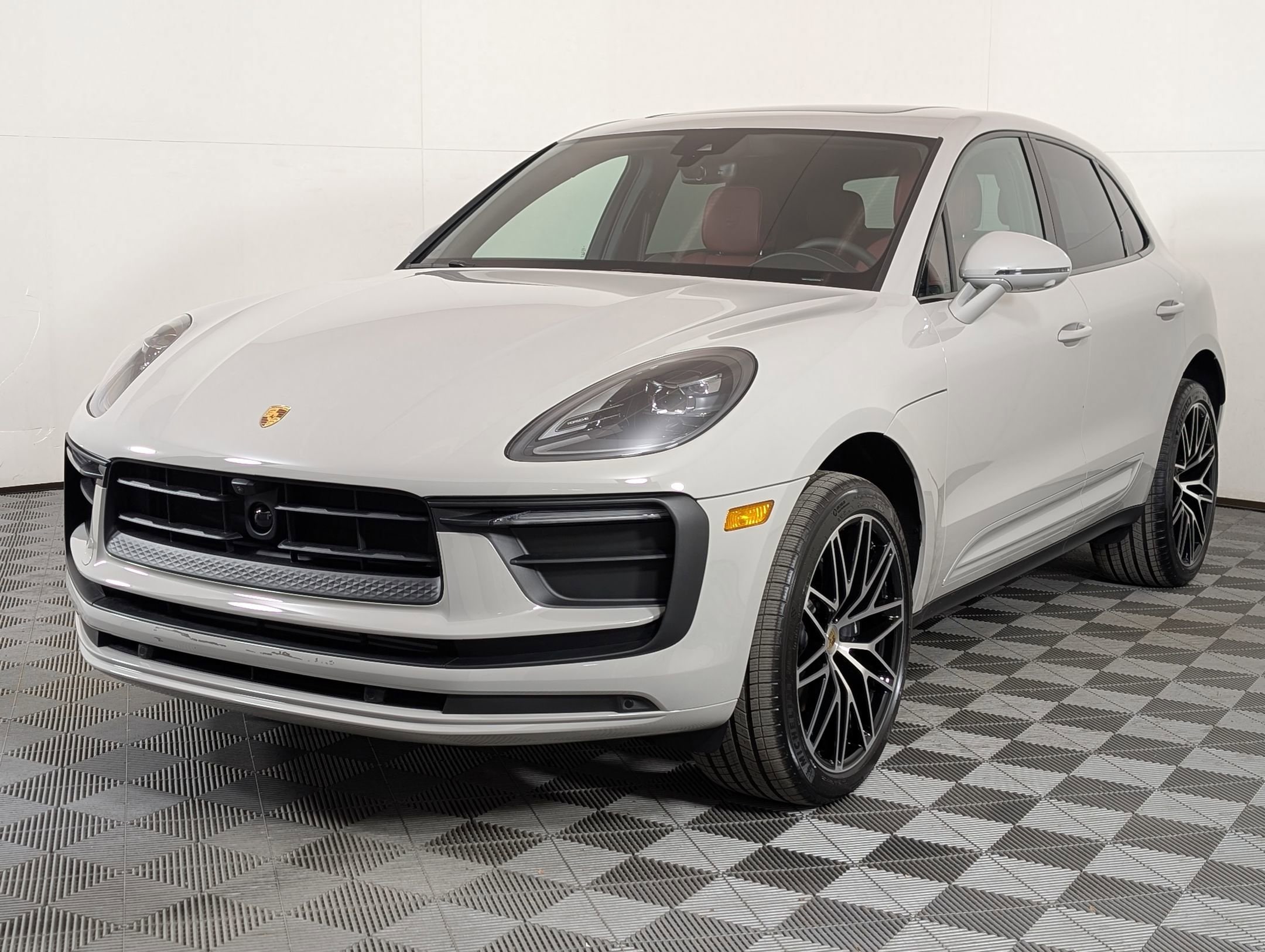 2026 Porsche Macan SUV