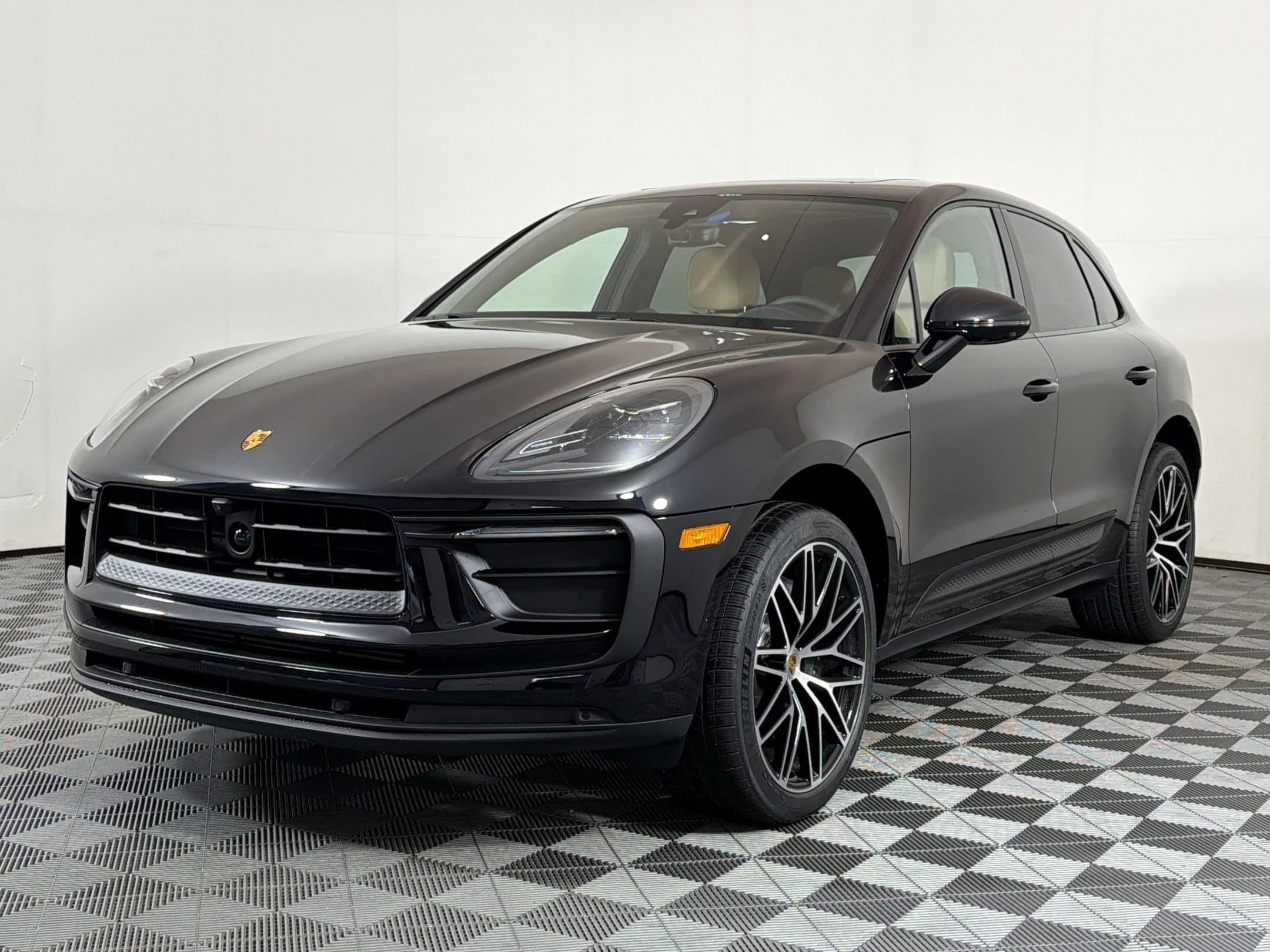 2026 Porsche Macan SUV