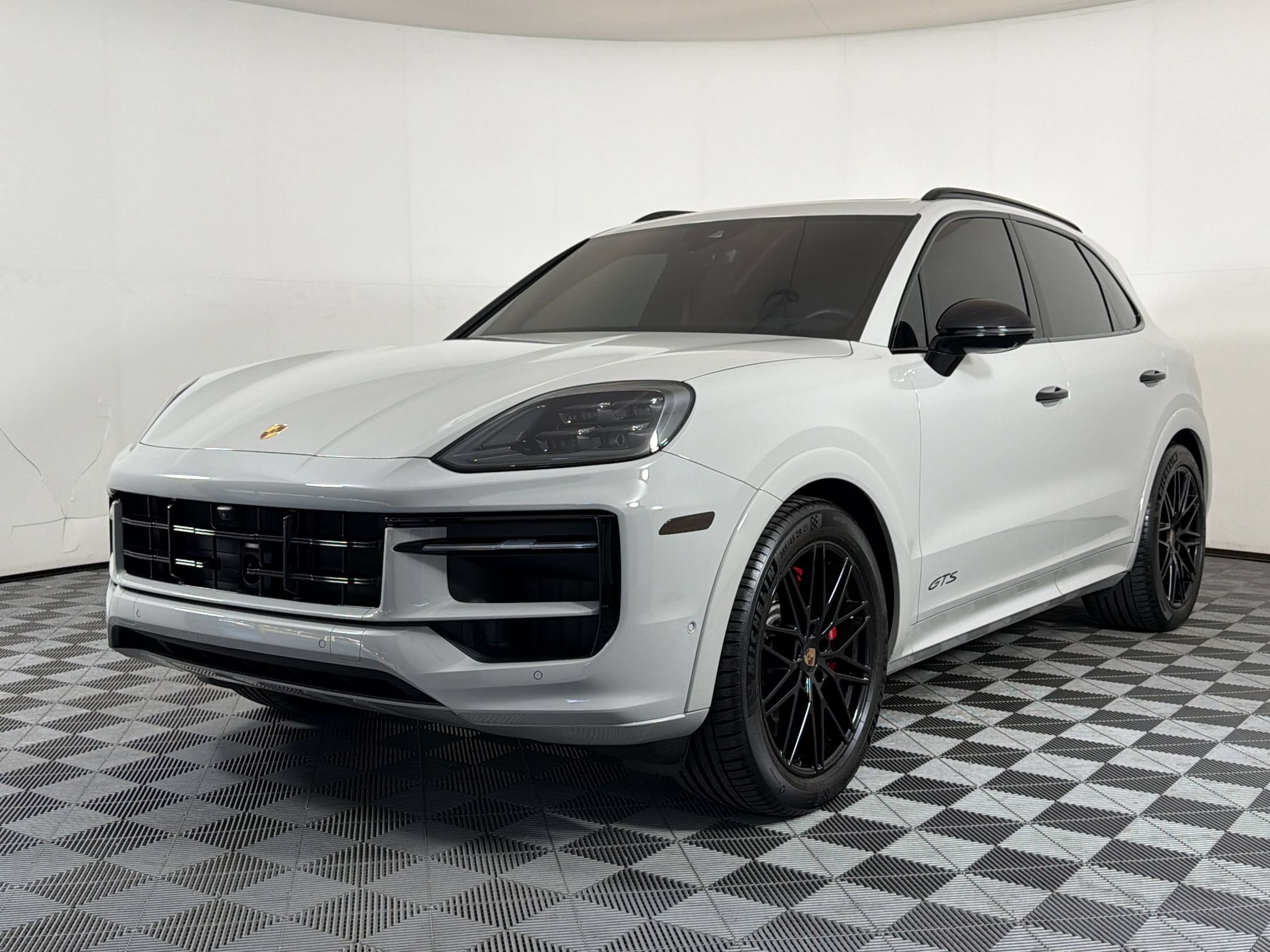 2026 Porsche Cayenne GTS SUV