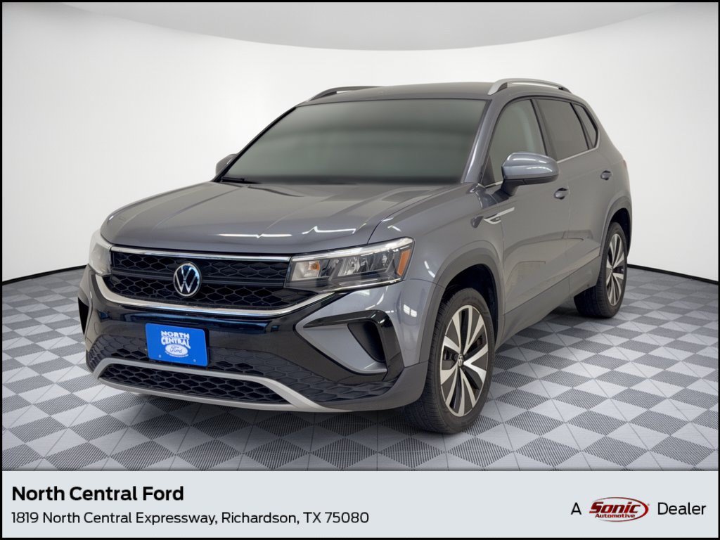 Used 2023 Volkswagen Taos SE SE FWD