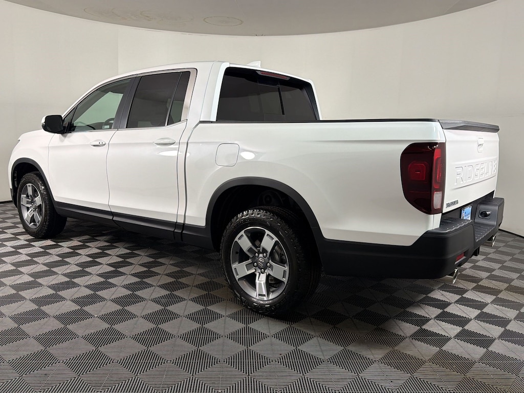 New 2026 Honda Ridgeline RTL Truck Crew Cab