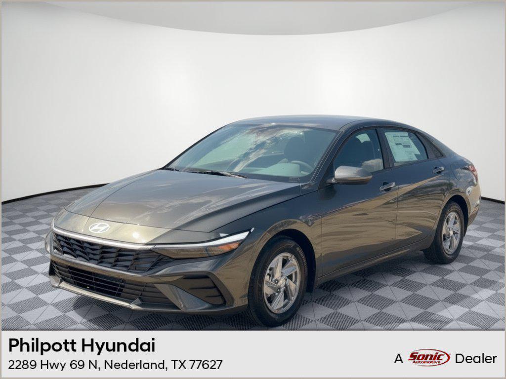 2026 Hyundai Elantra SE Sedan