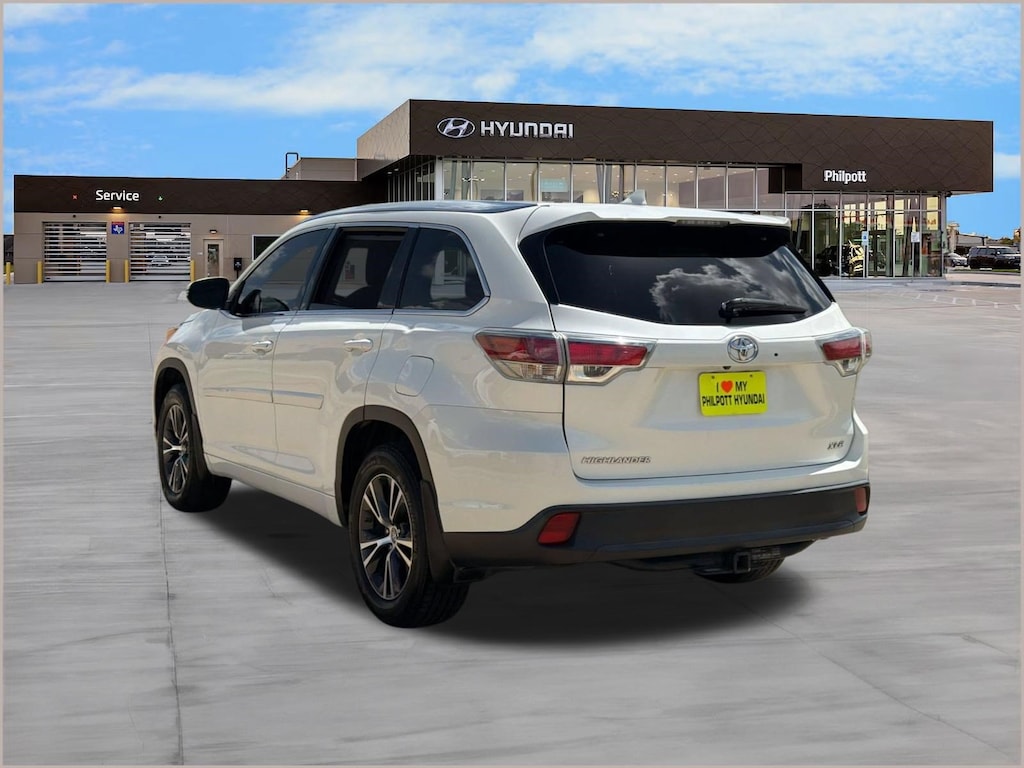 Used 2016 Toyota Highlander XLE V6 SUV