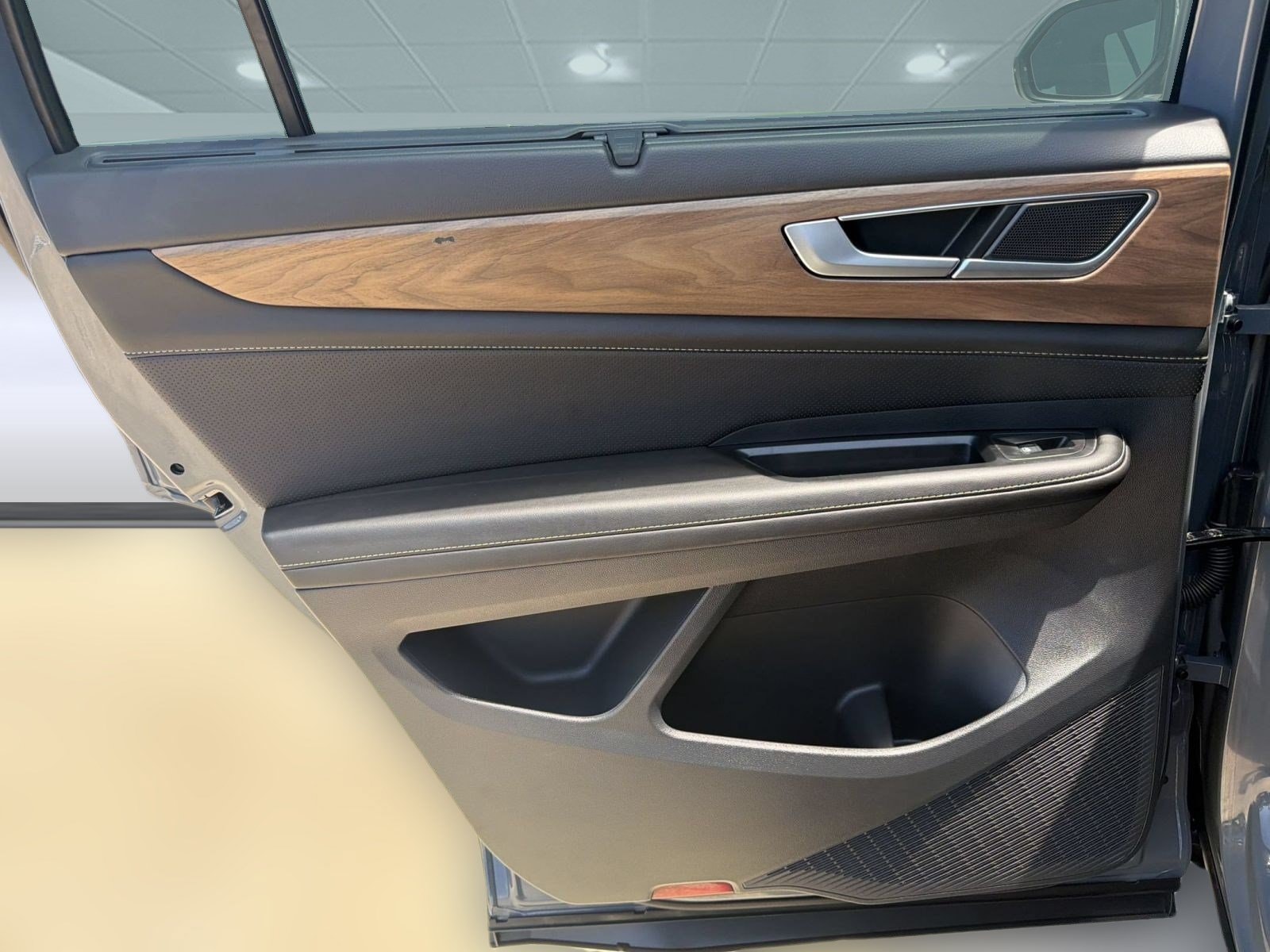 2026 Volkswagen Atlas SE w/Tech - Photo 27