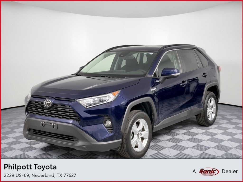 2021 Toyota RAV4 XLE