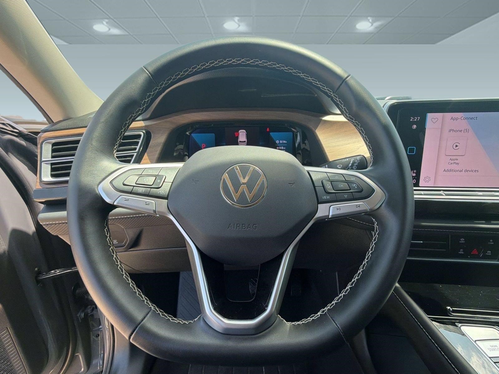 2026 Volkswagen Atlas SE w/Tech - Photo 11