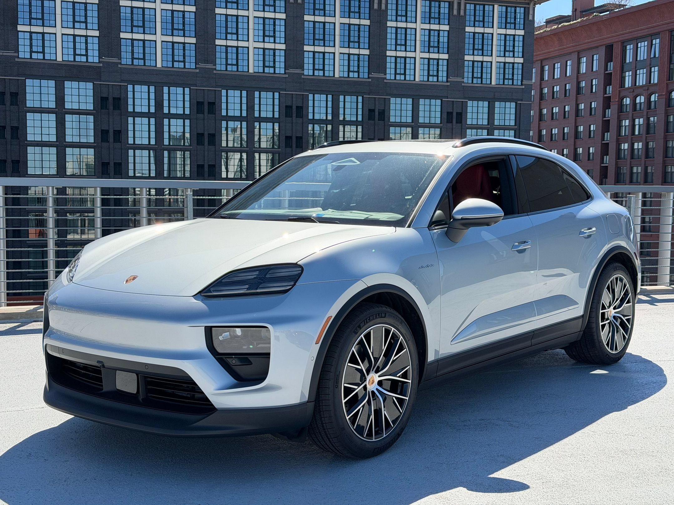 2026 Porsche Macan Base