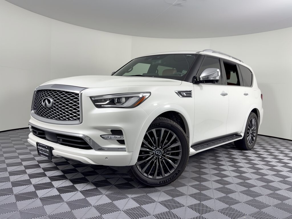 2023 INFINITI QX80 SENSORY SUV