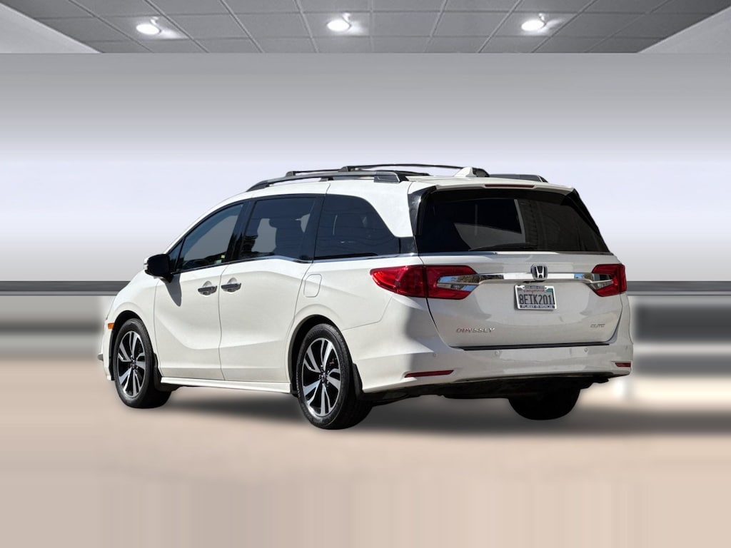 Used 2019 Honda Odyssey Elite Van